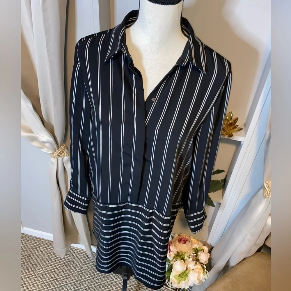 Cremieux size Small EUC White Black Pinstriped Collard Shirt Long Sleeve Dress